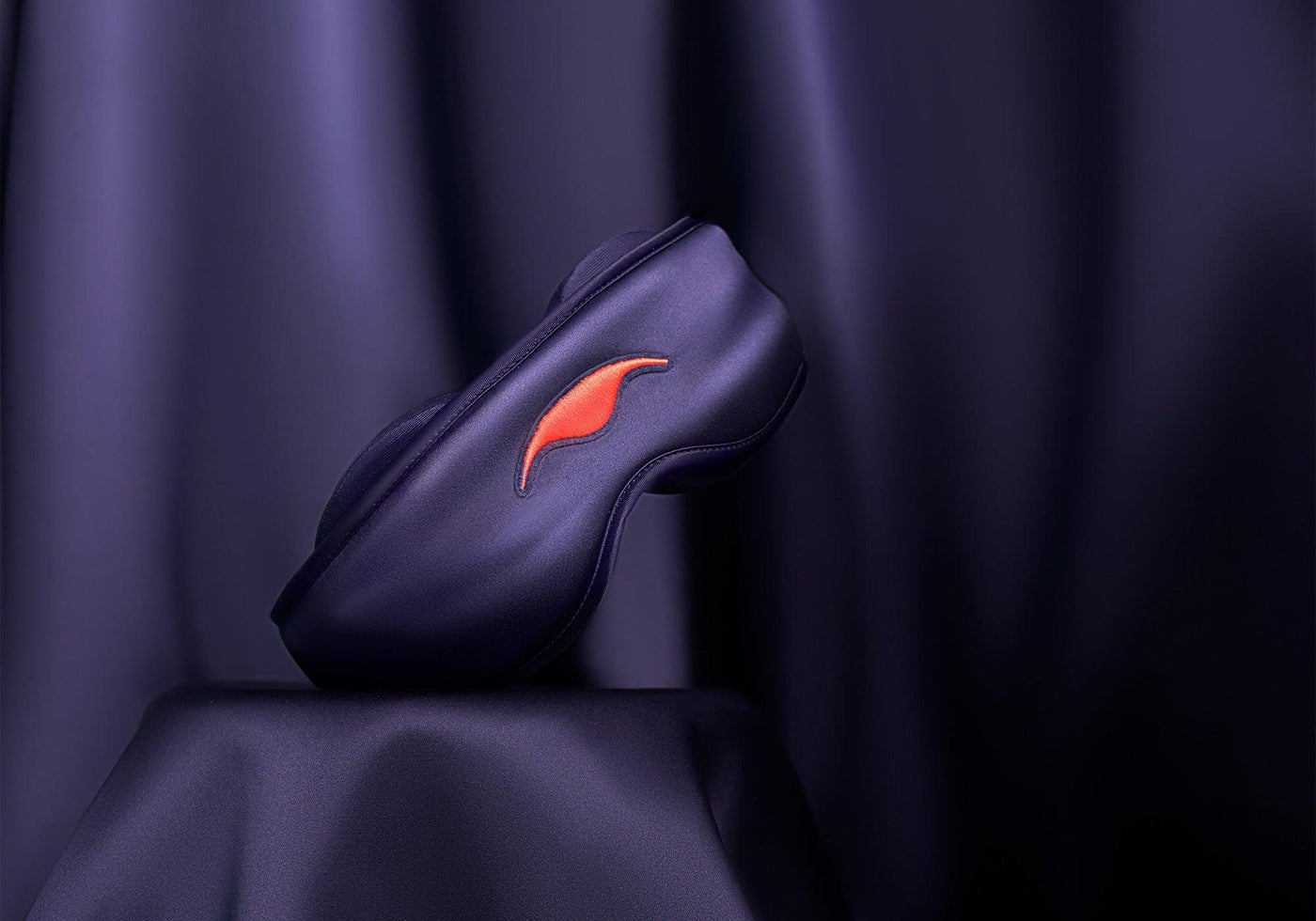 Manta Sleep x Seoul Night Life. The ultimate sleep mask