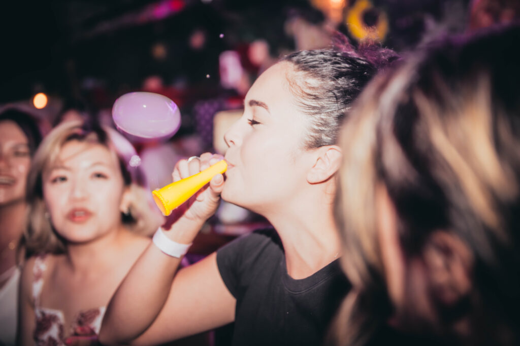 Hookah and bubbles during an Itaewon night